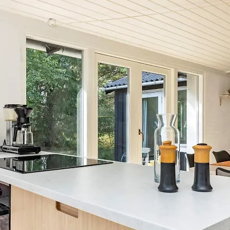 6 Person Holiday In Lb K Holiday home Aalbaek